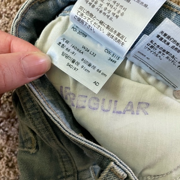 Levi's 712 Slim Light Blue Jeans - Picture 6 of 8